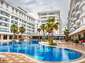 GRAND BLUE FAFA & SPA RESORT