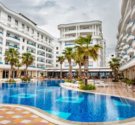 GRAND BLUE FAFA & SPA RESORT