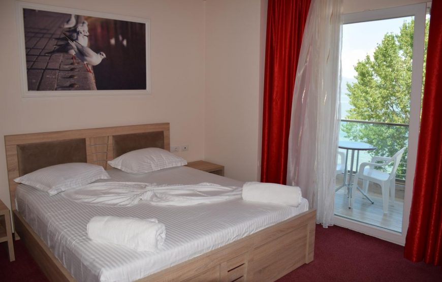 Hotel Pogradeci 2