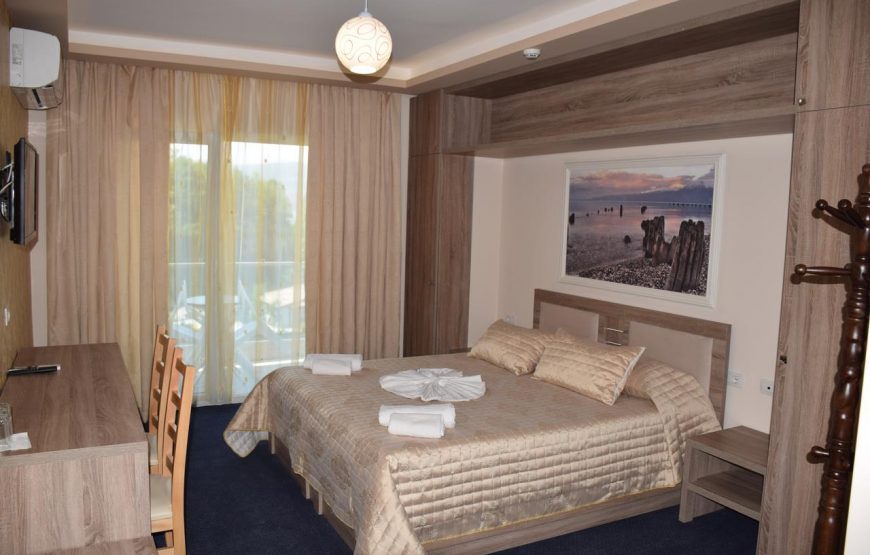 Hotel Pogradeci 2