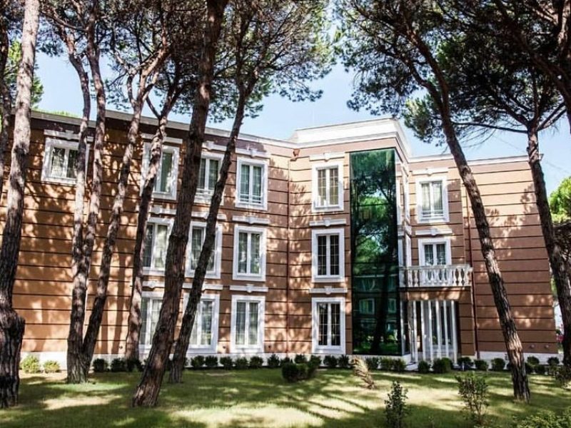 Dhome katershe (HB)