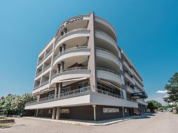 HOTEL LAGUNA