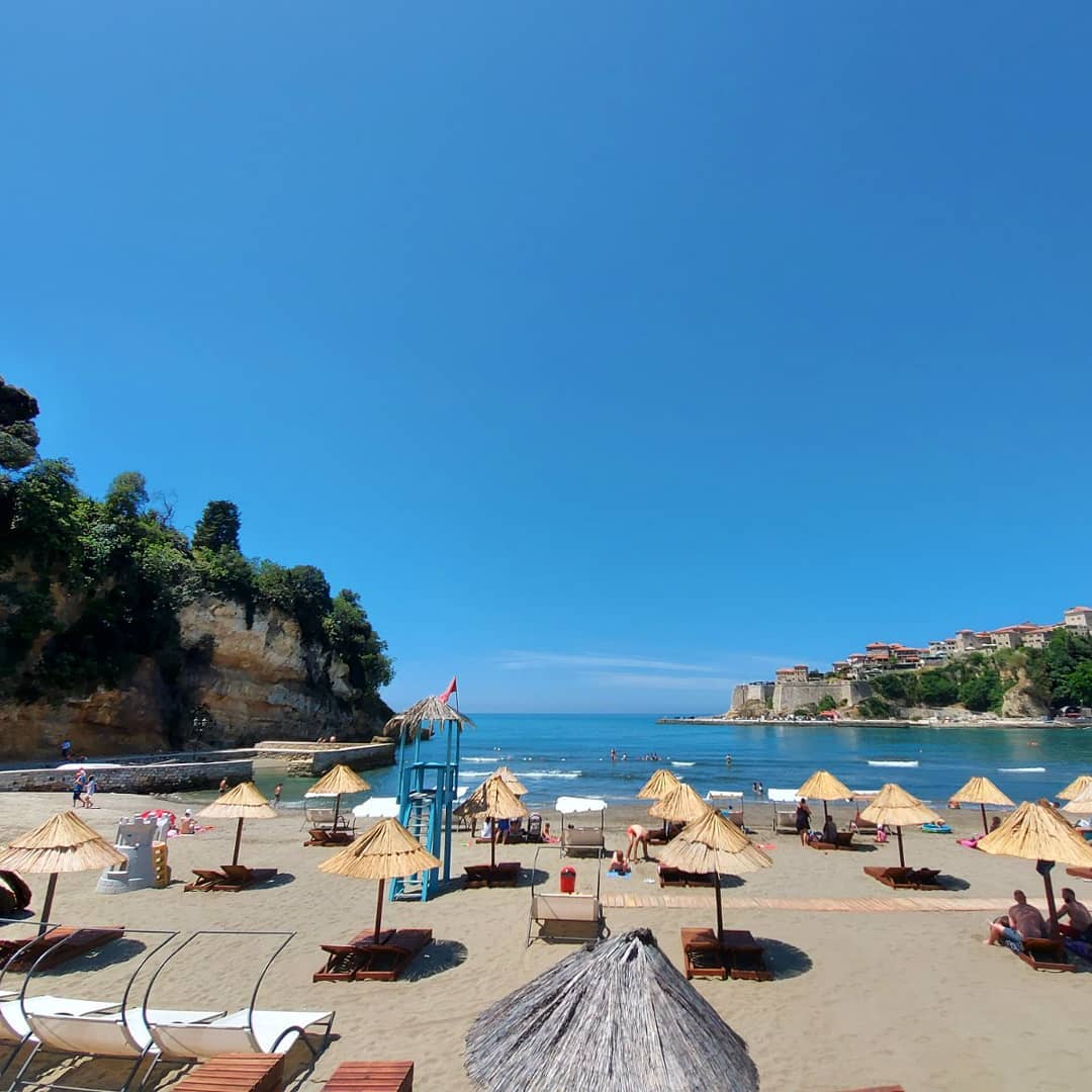 Turizmi shqiptar po rritet me shpejtësi – dhe një kompani po udhëheq!