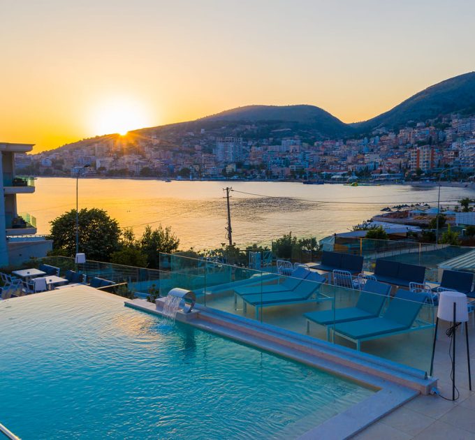 HOTEL AGIMI & S