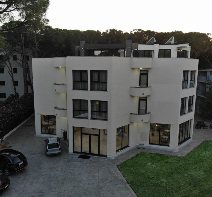 THE HONEYCOMB BOUTIQUE HOTEL