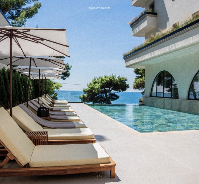 GREAT WHITE HOTEL