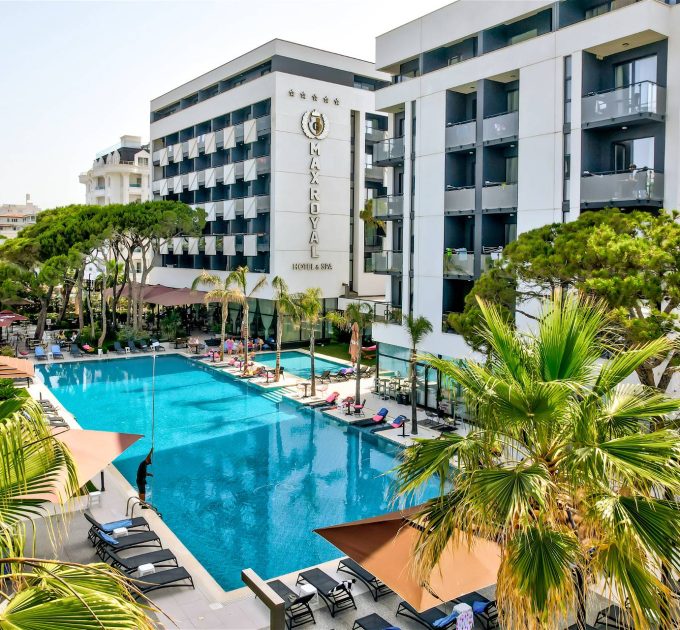 ROYAL G DELUXE HOTEL & SPA