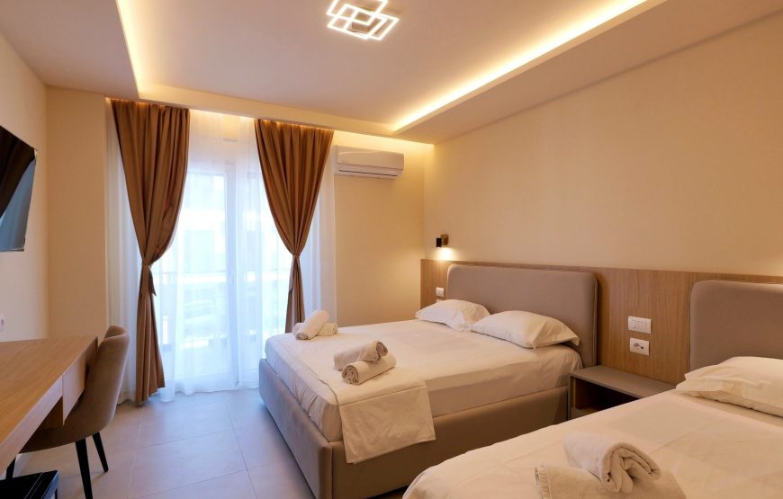 HOTEL MARNIKOLLAJ
