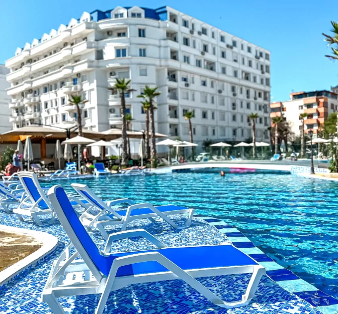 AQUA BLUE FAFA HOTEL