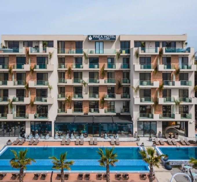 PINEA HOTEL – GOLEM