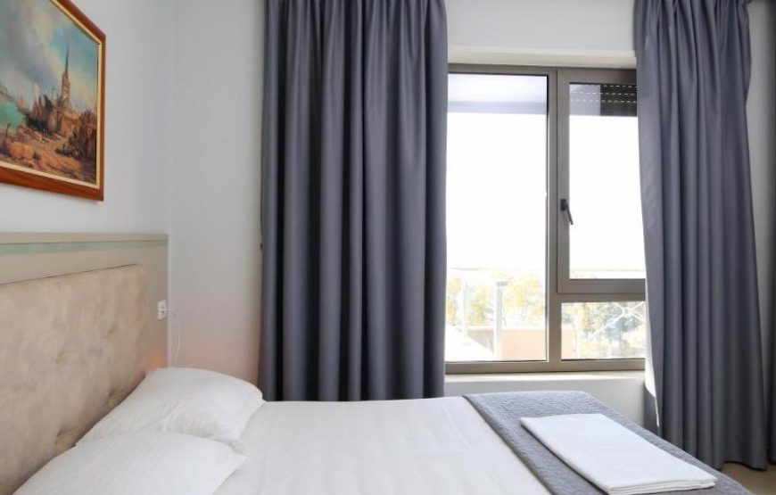 HOTEL TIRANA RADHIME