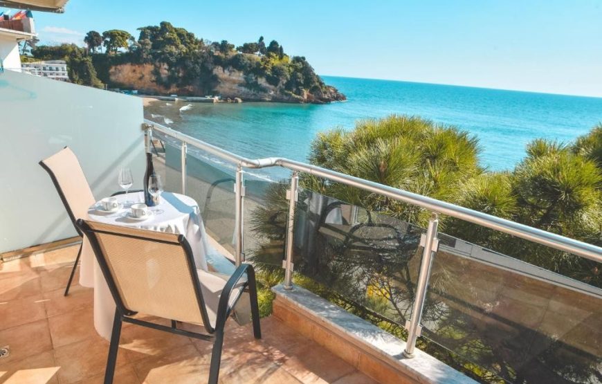 HOTEL VUE MER – ULQIN