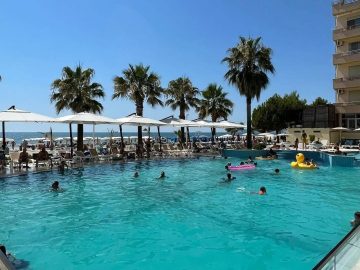 BLUE MARINE HOTEL – DURRES