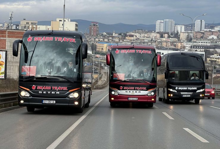 Qindra udhëtarë, një zgjedhje – Sharr Travel!